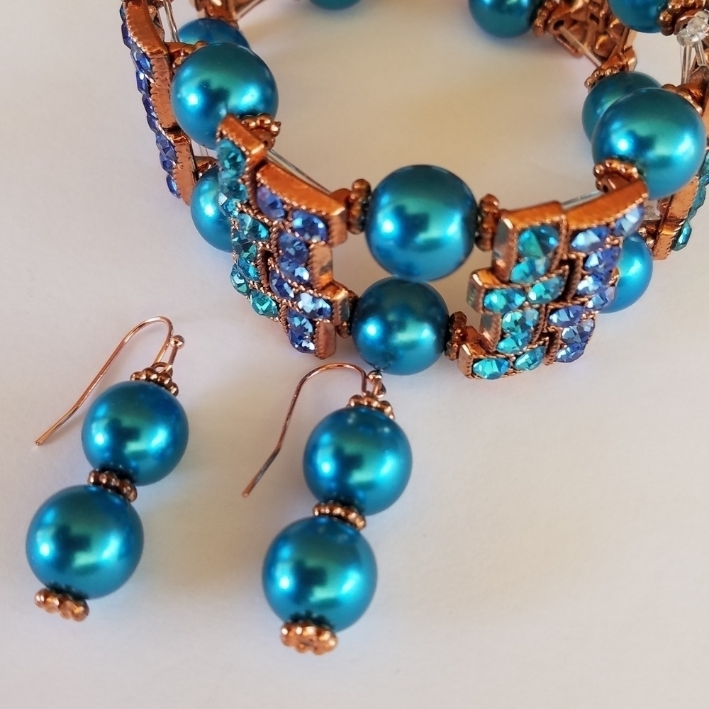 Hand Crafted Pearl/Rhinestone Bracelet & Drop Earrings Cerulean Blue-Royal Blue